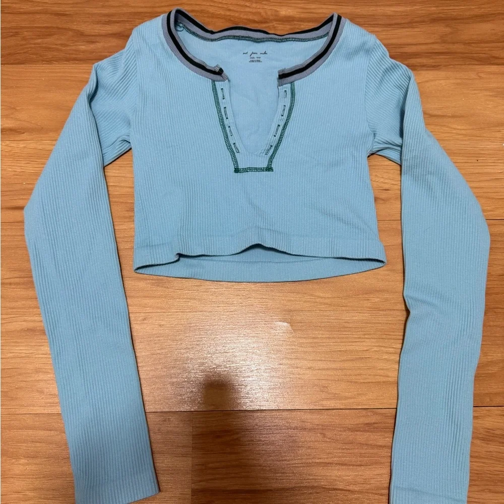 Urban Outfitters Sky Blue Ribbed Long-Sleeve Crop Top with Trim - Picture 1 of 3